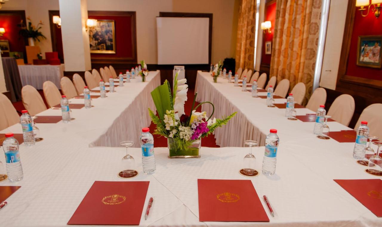 Hotel Colbert - Spa & Casino Antananarivo Bagian luar foto