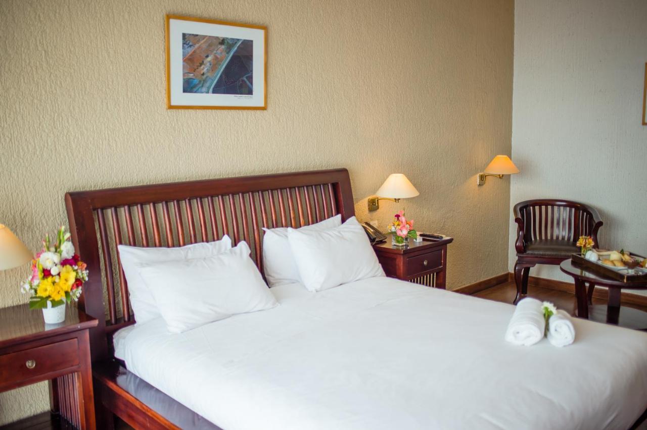 Hotel Colbert - Spa & Casino Antananarivo Bagian luar foto